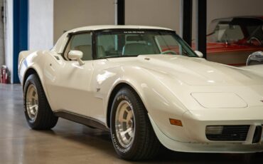 Chevrolet-Corvette-1979-2-Door-Coupe-11