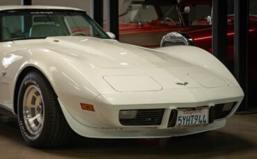 Chevrolet-Corvette-1979-2-Door-Coupe-12