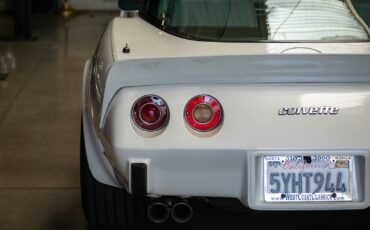 Chevrolet-Corvette-1979-2-Door-Coupe-18