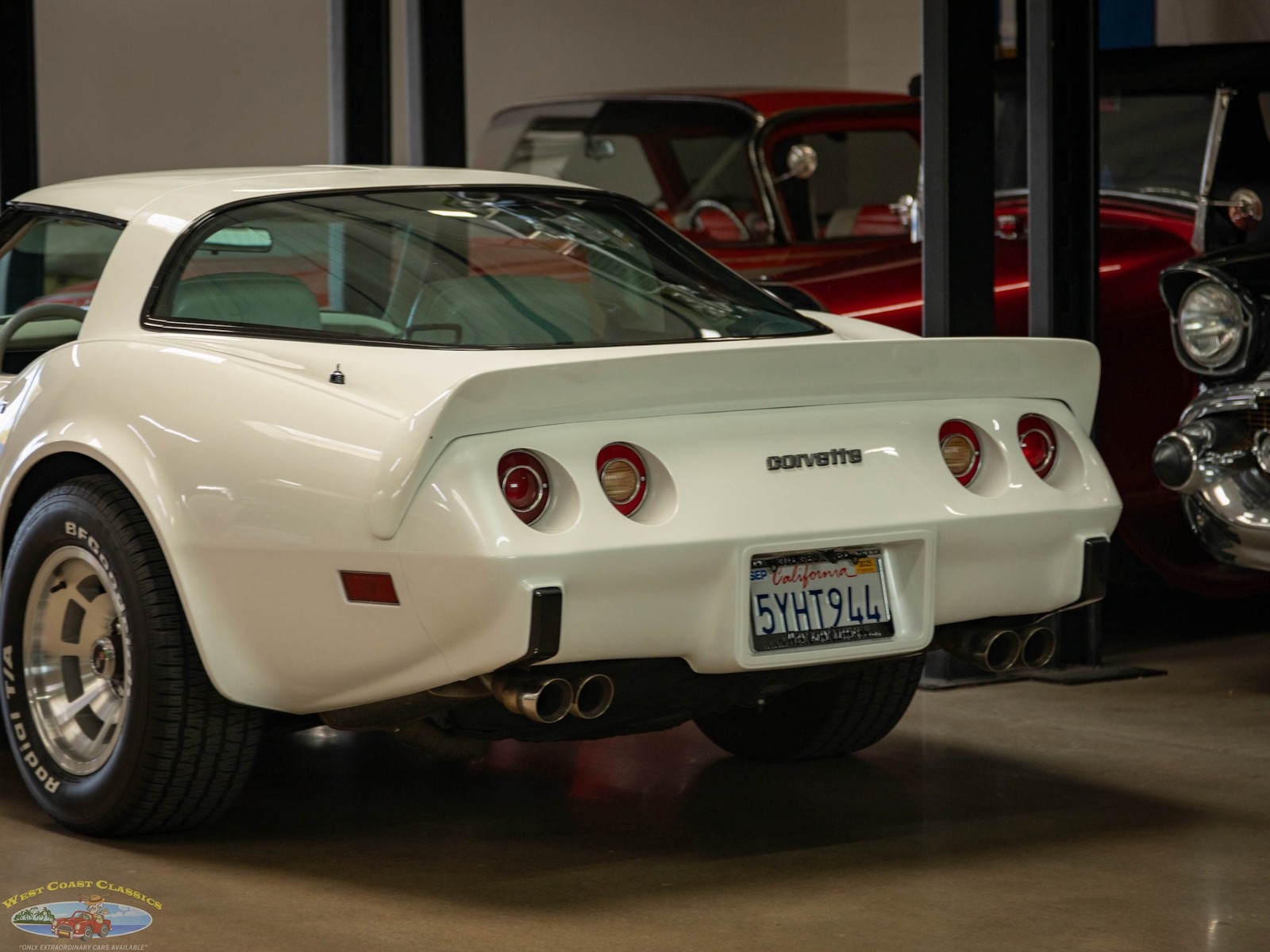 Chevrolet-Corvette-1979-2-Door-Coupe-23