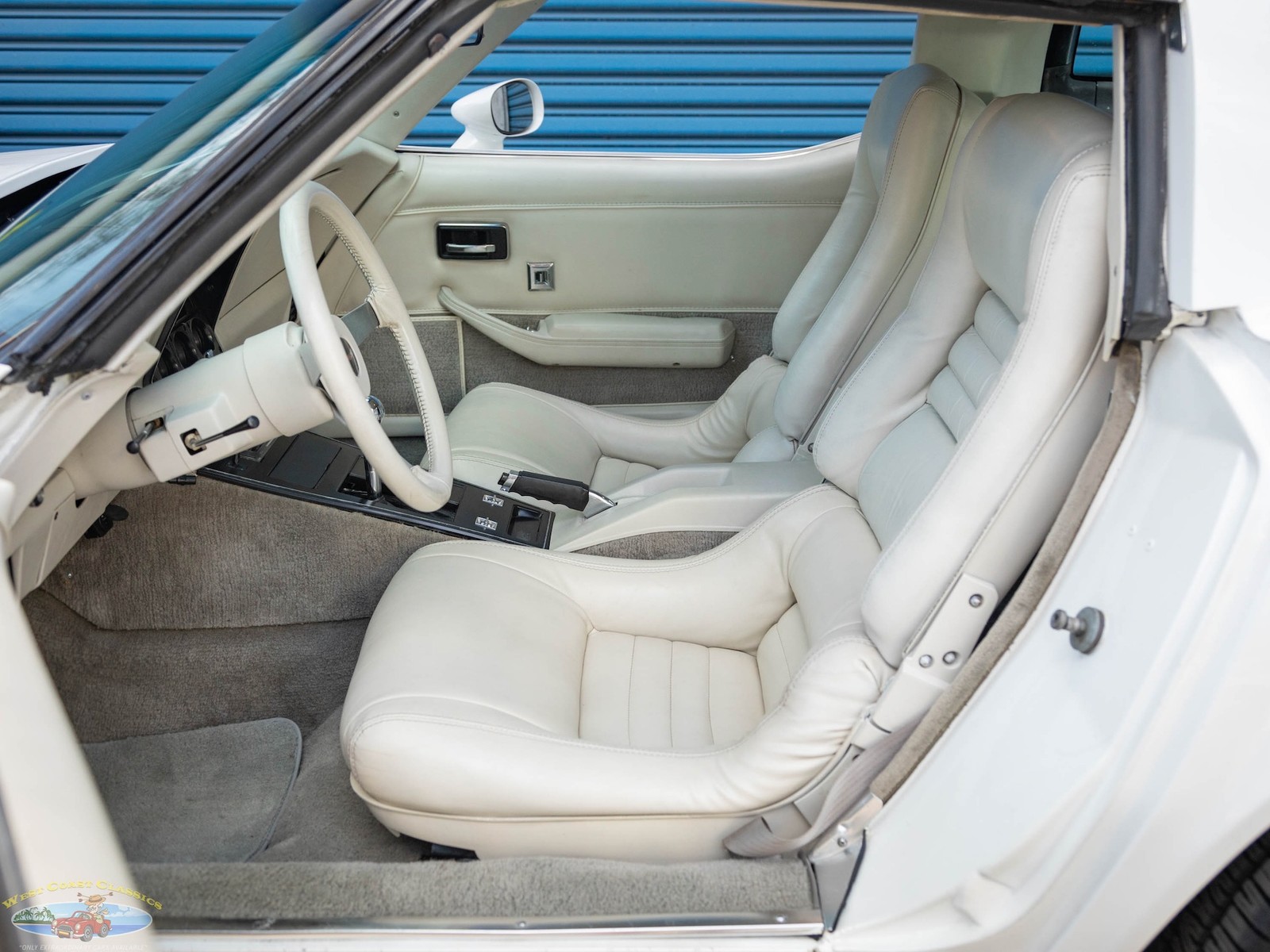 Chevrolet-Corvette-1979-2-Door-Coupe-30