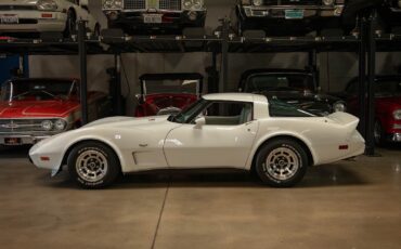 Chevrolet-Corvette-1979-2-Door-Coupe-6