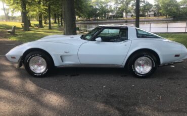 Chevrolet-Corvette-1979-Coupe-1