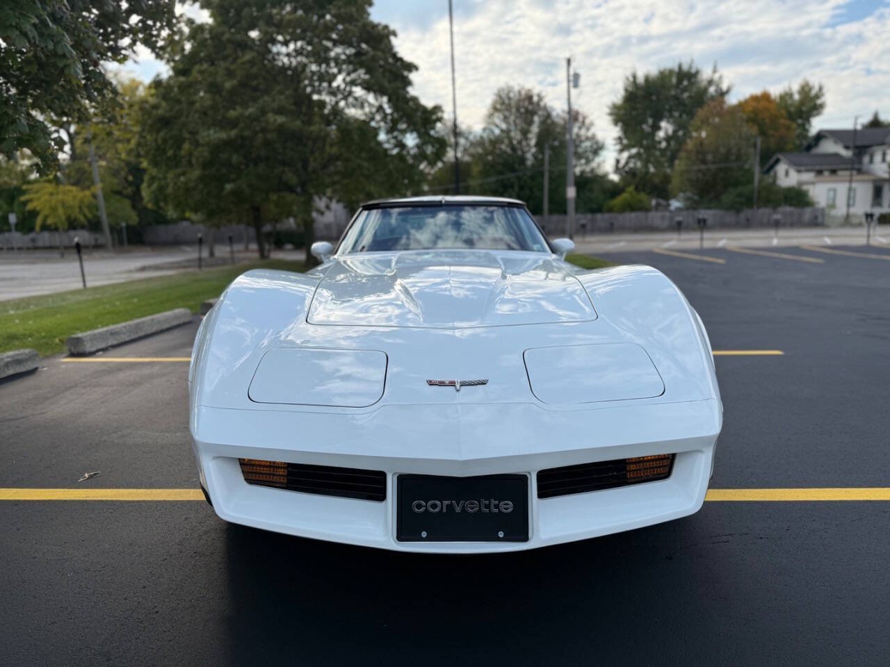 Chevrolet-Corvette-1980-Coupe-1