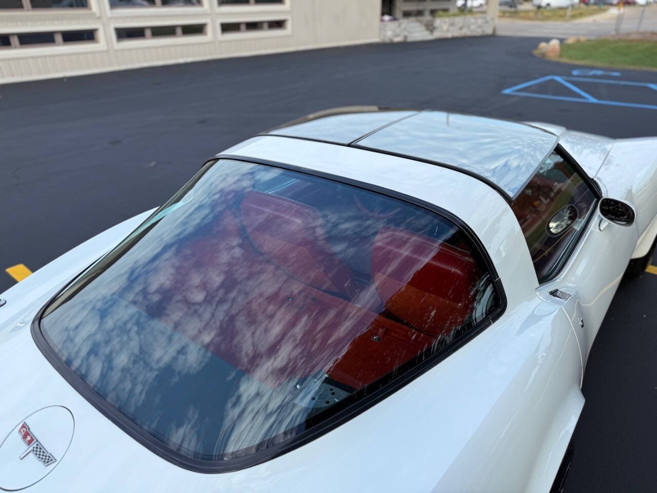 Chevrolet-Corvette-1980-Coupe-24