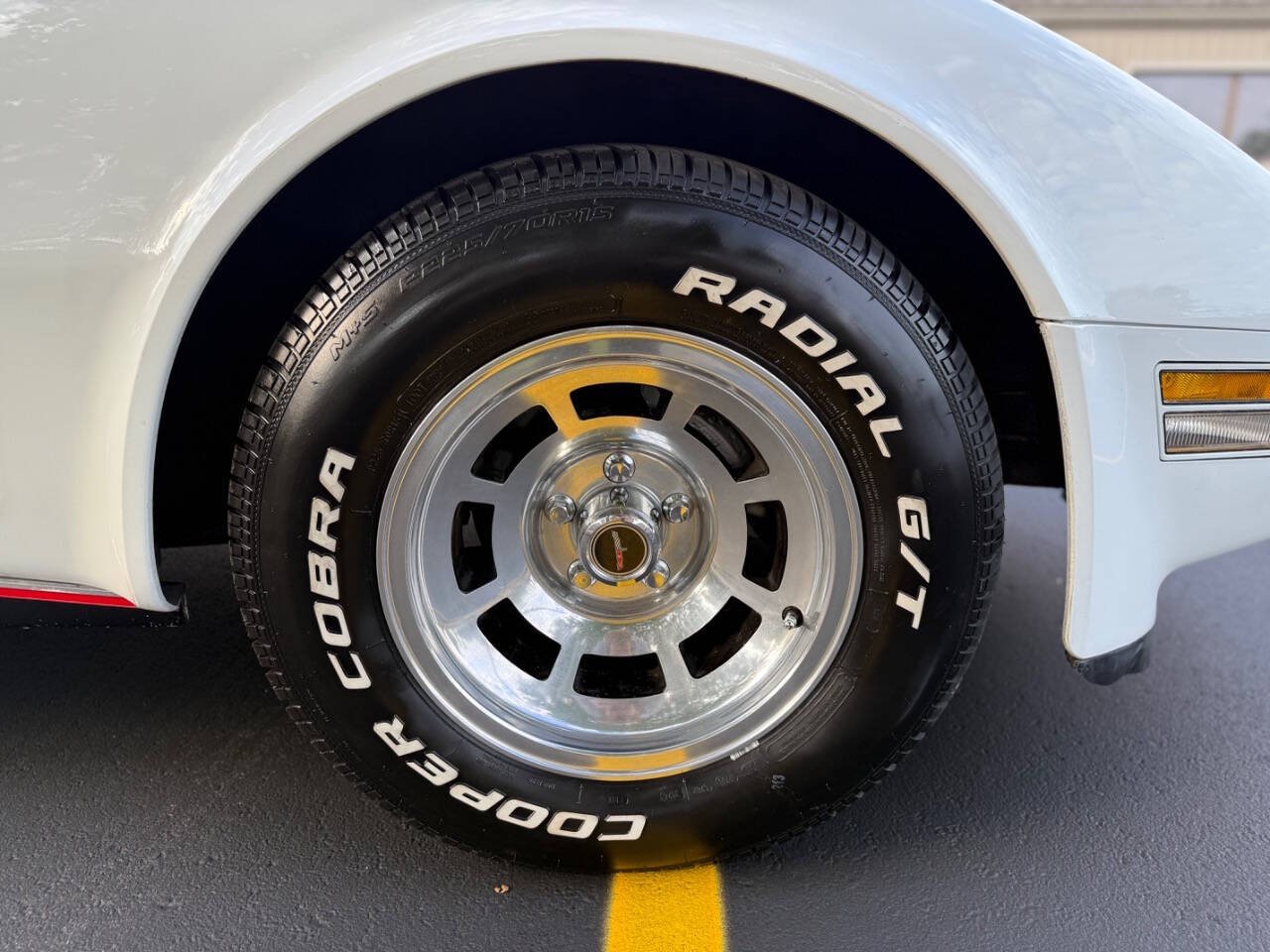 Chevrolet-Corvette-1980-Coupe-29