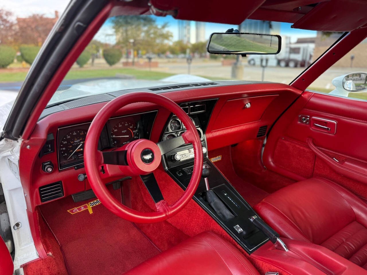 Chevrolet-Corvette-1980-Coupe-39