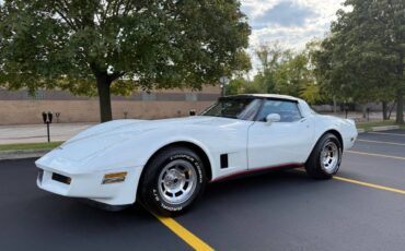 Chevrolet-Corvette-1980-Coupe
