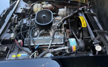 Chevrolet-Corvette-1981-Coupe-30