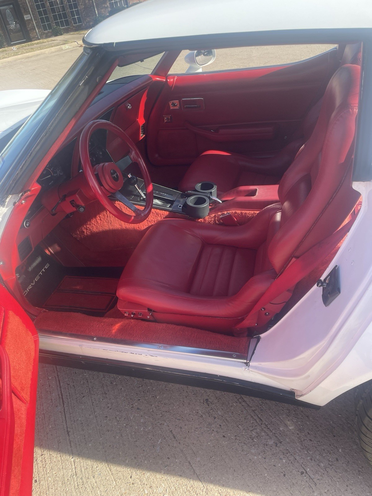 Chevrolet-Corvette-1981-Coupe-6