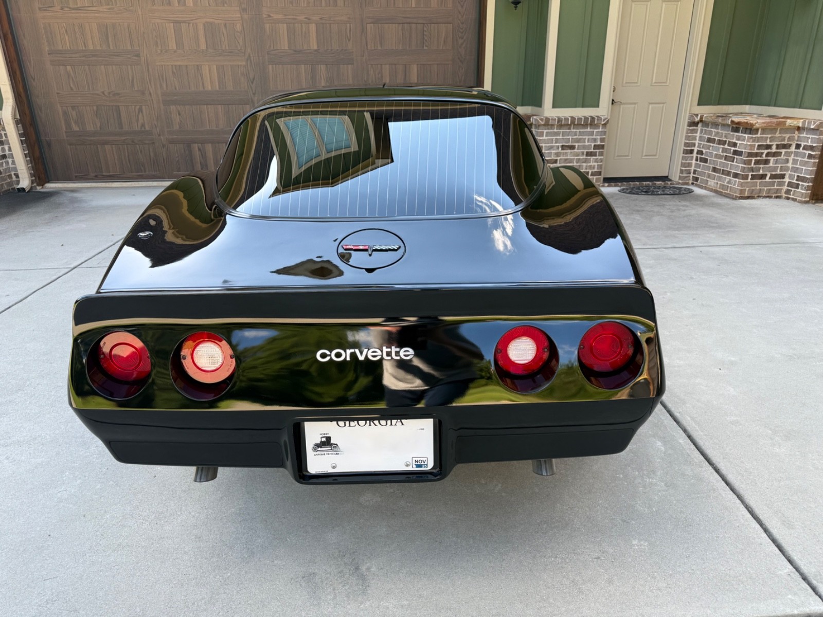 Chevrolet-Corvette-1981-Coupe-8