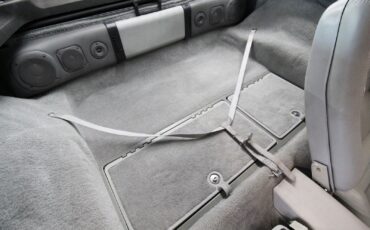 Chevrolet-Corvette-1982-Coupe-30