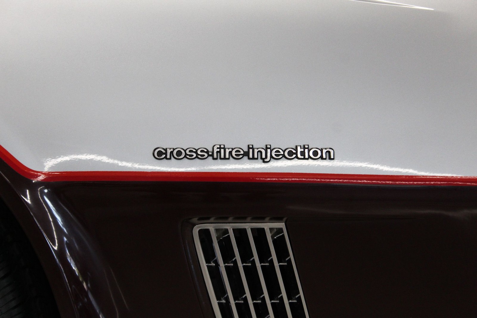 Chevrolet-Corvette-1982-Coupe-31