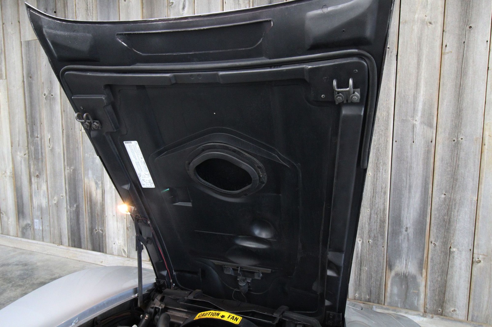 Chevrolet-Corvette-1982-Coupe-32