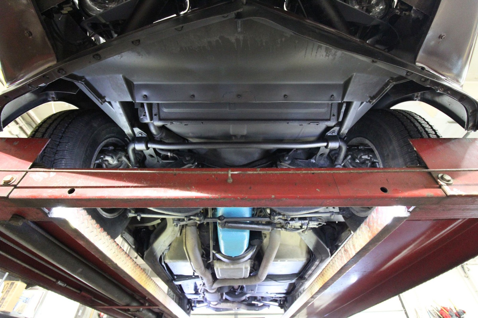 Chevrolet-Corvette-1982-Coupe-36