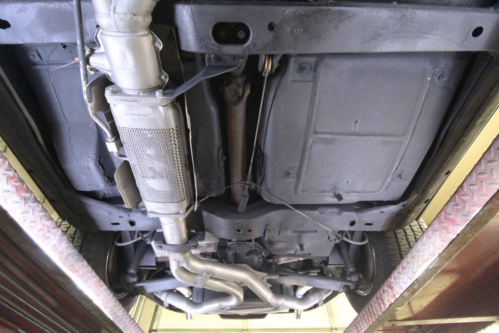 Chevrolet-Corvette-1982-Coupe-38