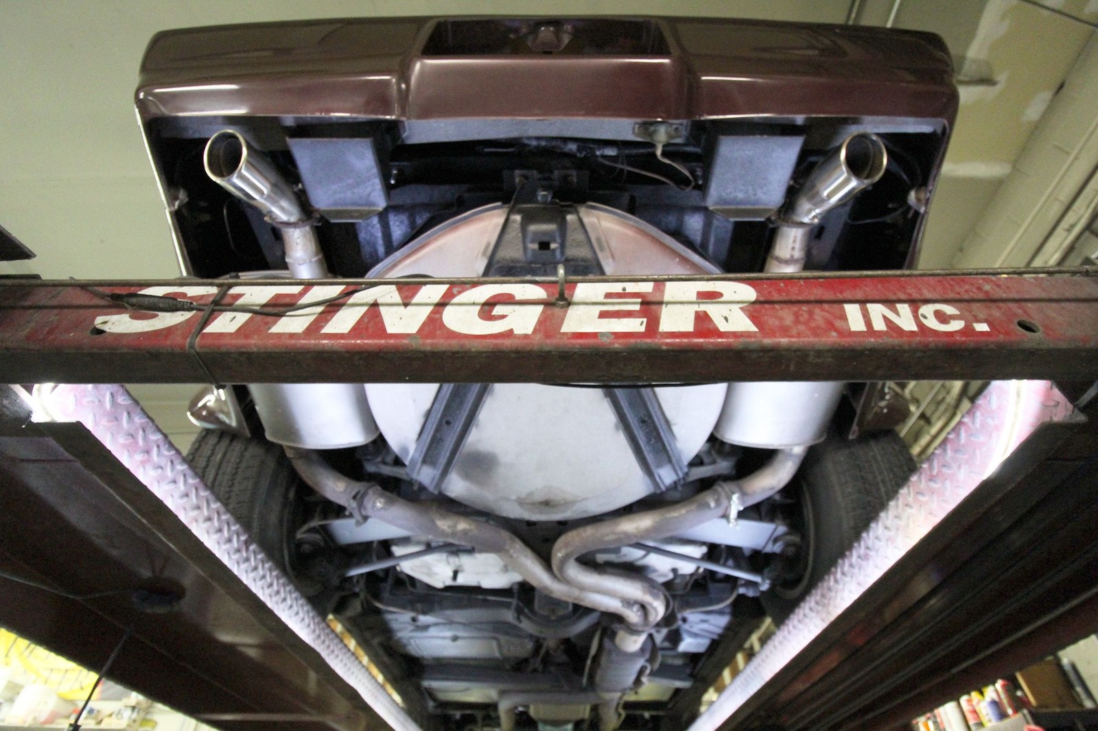 Chevrolet-Corvette-1982-Coupe-39