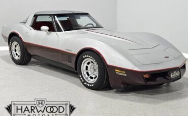 Chevrolet-Corvette-1982-Coupe-7