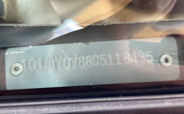 Chevrolet-Corvette-1982-Hatchback-19