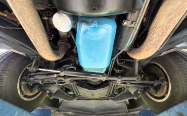 Chevrolet-Corvette-1982-Hatchback-30