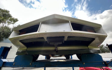 Chevrolet-Corvette-1982-Hatchback-33