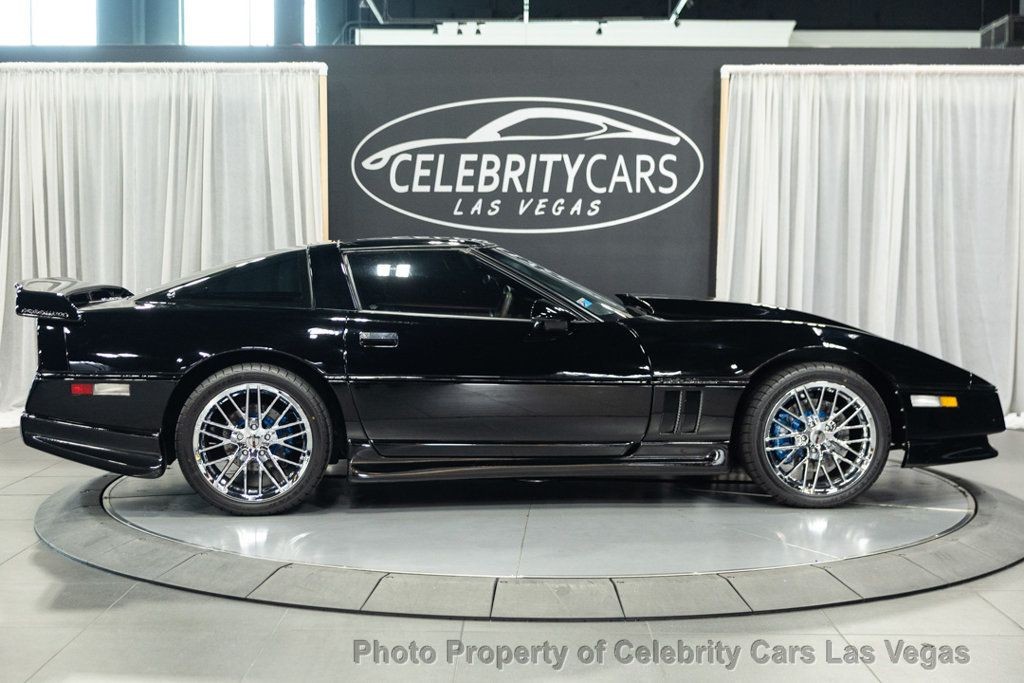 Chevrolet-Corvette-1985-11