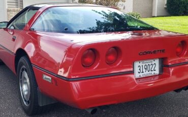 Chevrolet-Corvette-1985-Hatchback-6