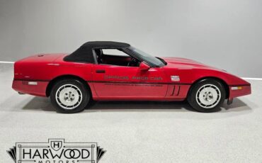 Chevrolet-Corvette-1986-Convertible-12