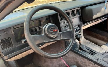 Chevrolet-Corvette-1986-Convertible-16