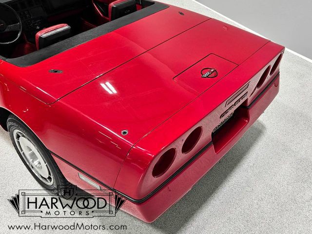 Chevrolet-Corvette-1986-Convertible-18