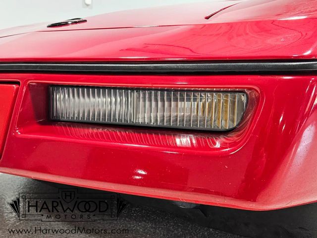 Chevrolet-Corvette-1986-Convertible-23