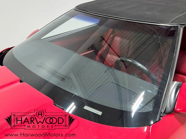 Chevrolet-Corvette-1986-Convertible-30