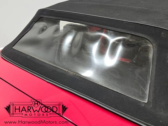 Chevrolet-Corvette-1986-Convertible-34