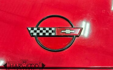 Chevrolet-Corvette-1986-Convertible-37