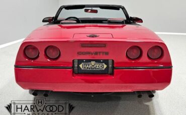 Chevrolet-Corvette-1986-Convertible-7