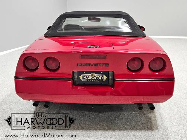 Chevrolet-Corvette-1986-Convertible-8