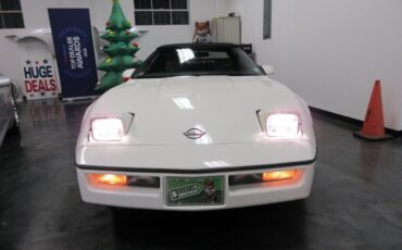 Chevrolet-Corvette-1987-Convertible-11