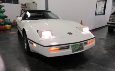 Chevrolet-Corvette-1987-Convertible-14