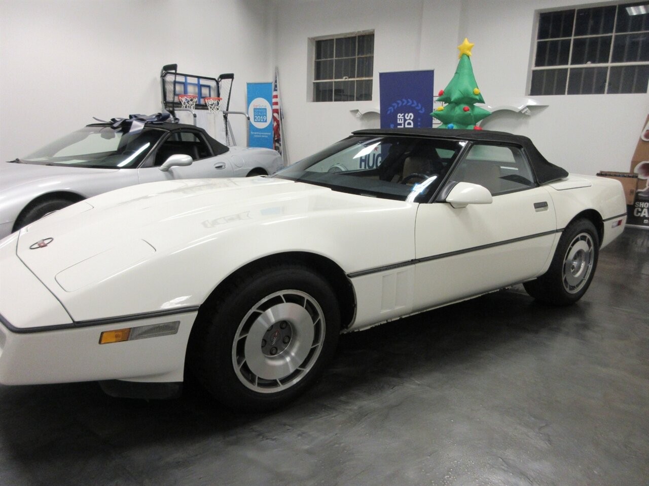 Chevrolet-Corvette-1987-Convertible-18