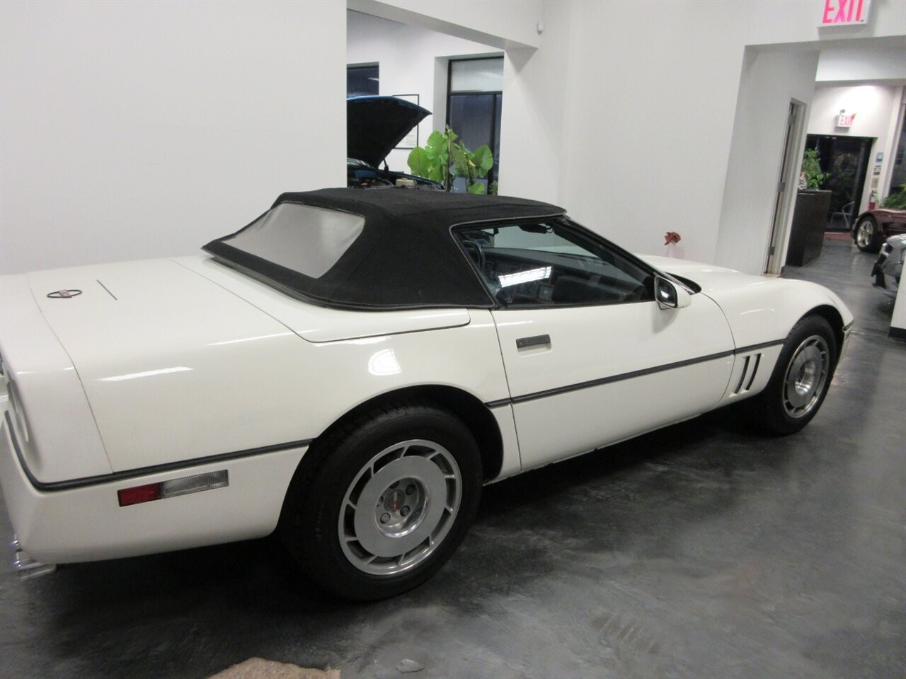 Chevrolet-Corvette-1987-Convertible-20