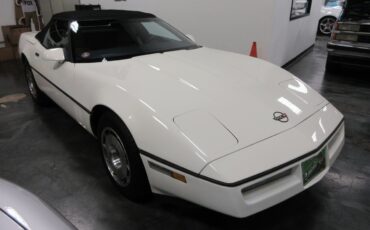 Chevrolet-Corvette-1987-Convertible-22