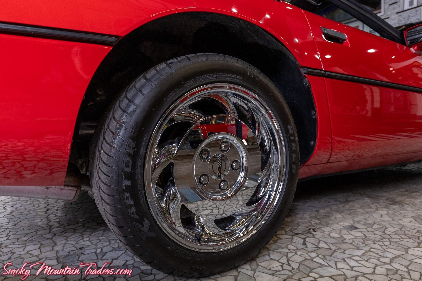 Chevrolet-Corvette-1988-21