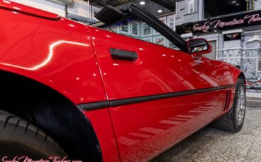 Chevrolet-Corvette-1988-22