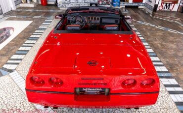 Chevrolet-Corvette-1988-26