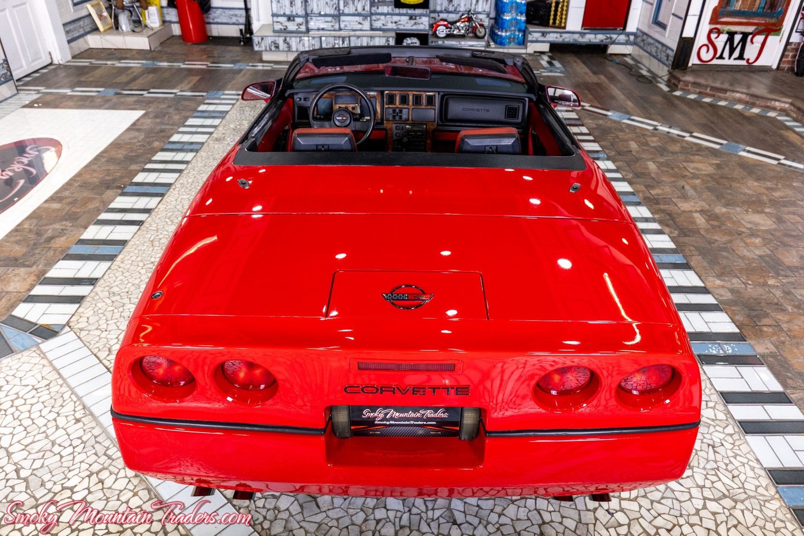 Chevrolet-Corvette-1988-26