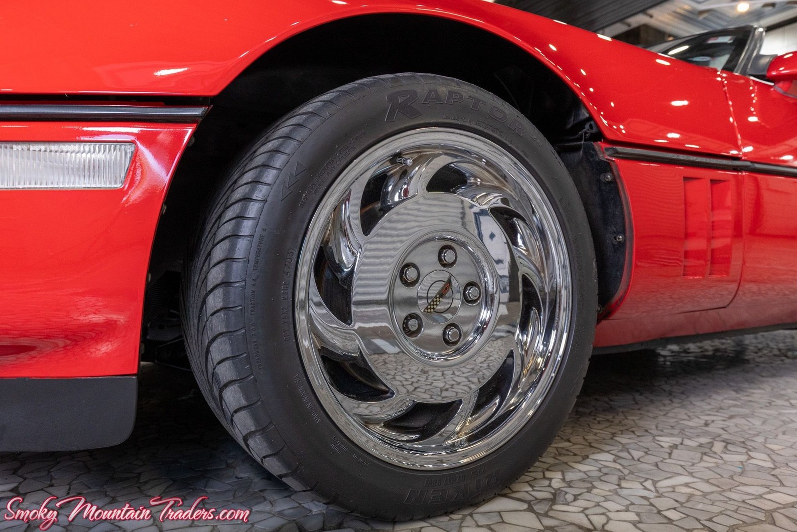 Chevrolet-Corvette-1988-4