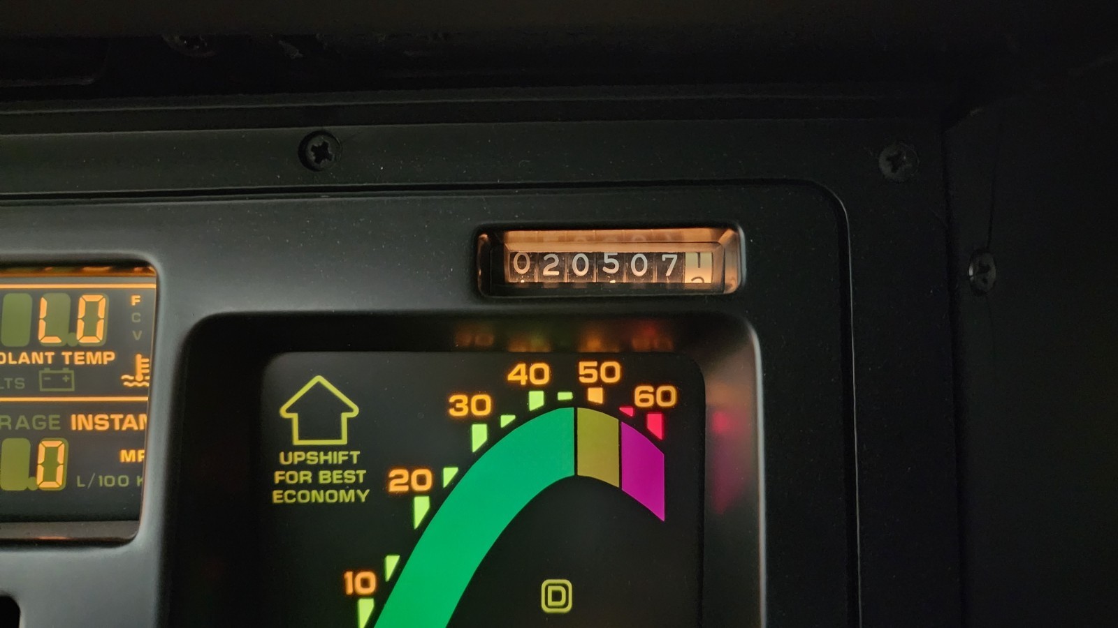 Chevrolet-Corvette-1988-Hatchback-15