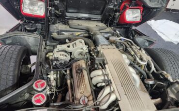 Chevrolet-Corvette-1988-Hatchback-17