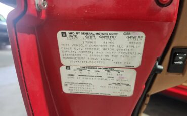 Chevrolet-Corvette-1988-Hatchback-18