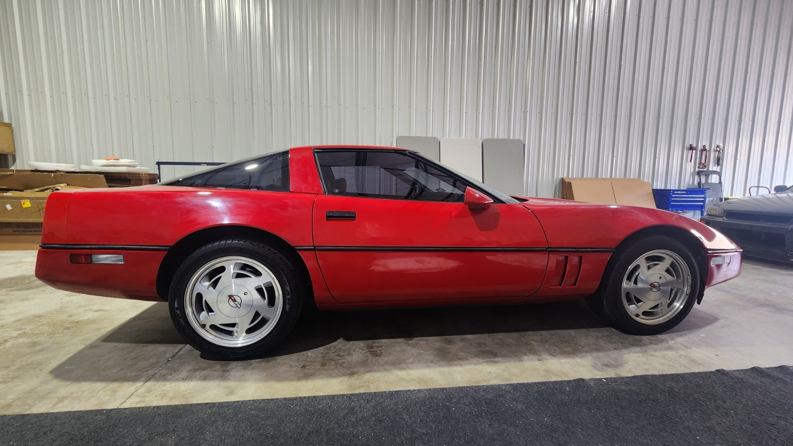 Chevrolet-Corvette-1988-Hatchback-6